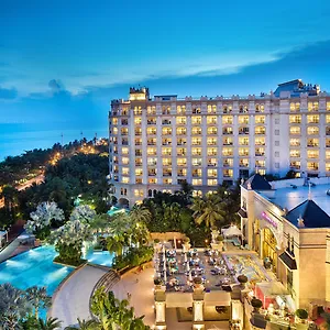 ***** Resort Crowne Plaza Bay, An Ihg China